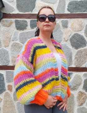 Плетена дамска многоцветна жилетка от мохер Sun Siska Handknit