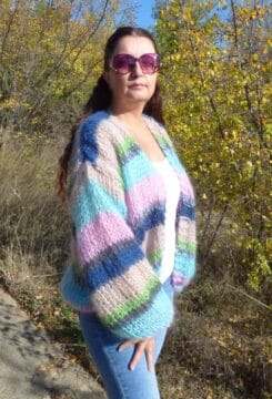 Дамска жилетка от мохер многоцветна Lea Siska Handknit