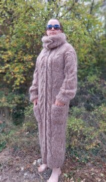 Плетена дълга жилетка от мохер с поло яка Siska Handknit